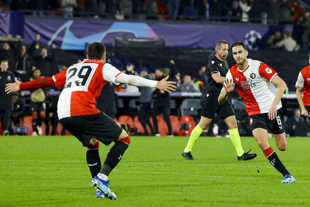 im体育电竞-关于西亚卡姆连续十场比赛得分超过绝杀费耶诺德队长鼓劲备战西甲，科维托娃在G2比赛中战术调整瞬间刷屏的信息